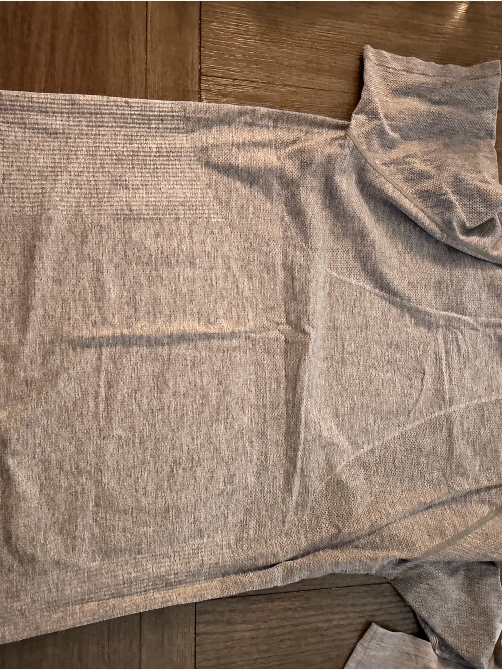 lululemon Men's Gray Athletic Shorts and shirts